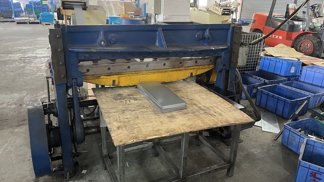 Shear with a working bench, mid-shift.