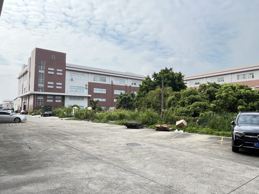 Courtyard and parking.